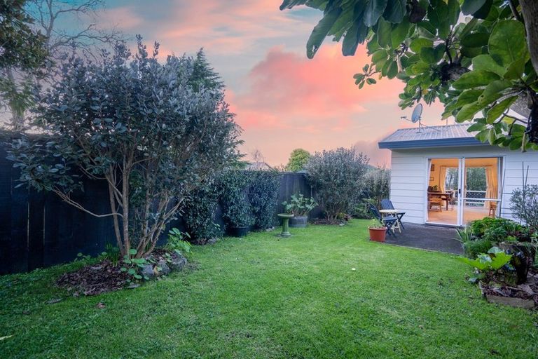 Photo of property in 2/59 Gardner Avenue, New Lynn, Auckland, 0600