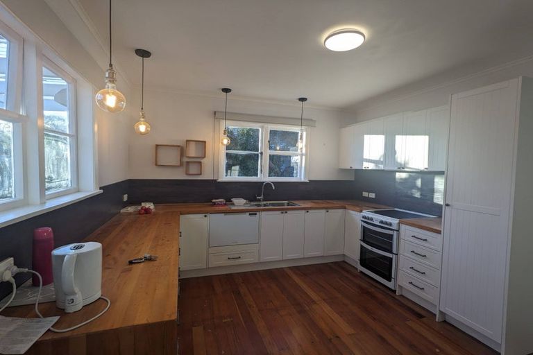 Photo of property in 19 Henry Street, Ebdentown, Upper Hutt, 5018