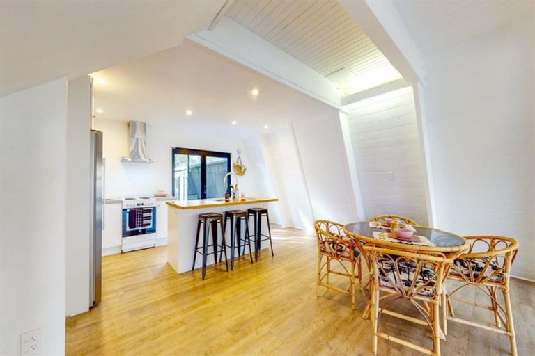 Photo of property in 18 Diamond Drive, Tairua, 3508