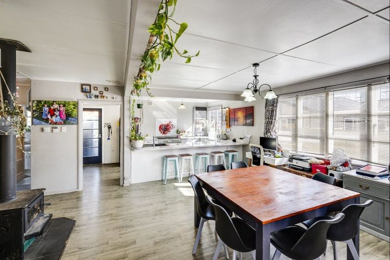 Photo of property in 35 Rutherford Road, Marewa, Napier, 4110