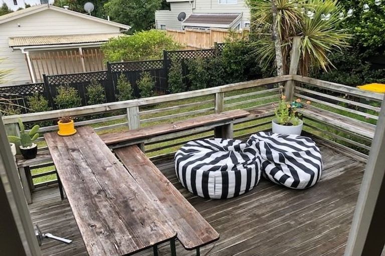 Photo of property in 1/27 Richards Avenue, Forrest Hill, Auckland, 0620