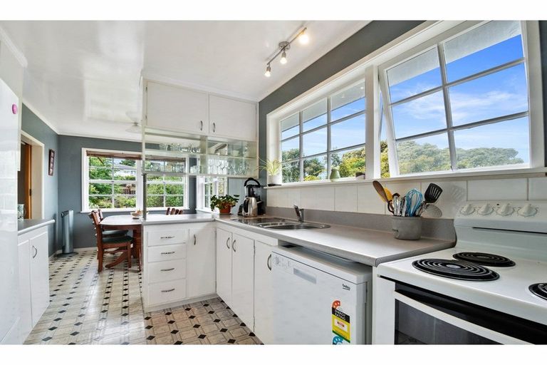 Photo of property in 4 Anich Road, Massey, Auckland, 0614