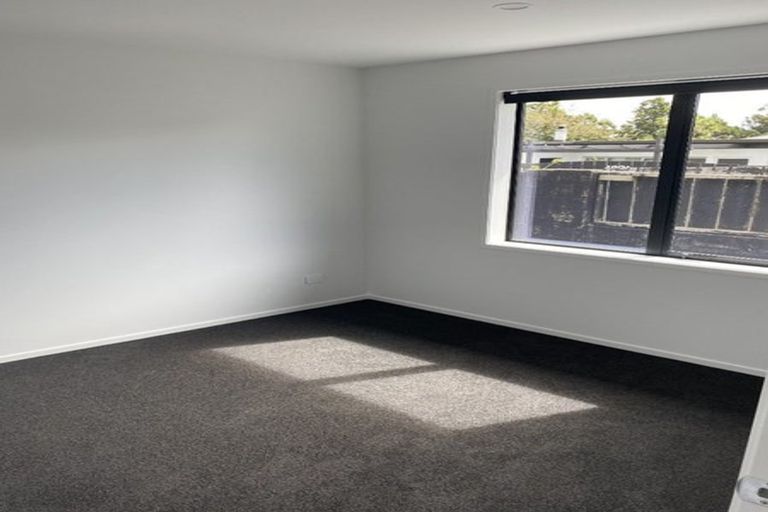 Photo of property in 188b Seaview Road, Westown, New Plymouth, 4310