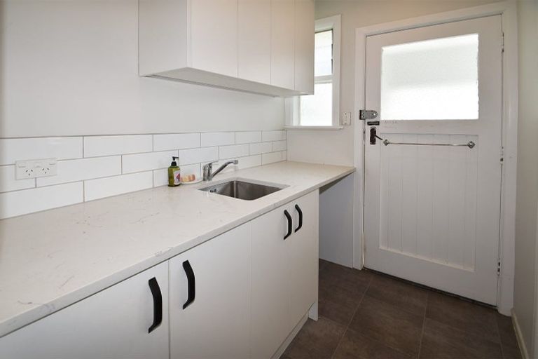 Photo of property in 4 Woodford Avenue, Henderson, Auckland, 0610