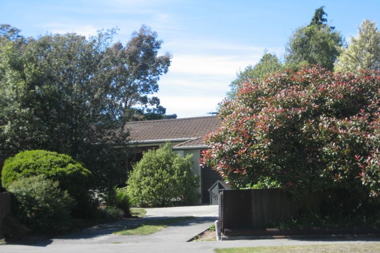 Photo of property in 8a Fenmere Place, Burwood, Christchurch, 8083