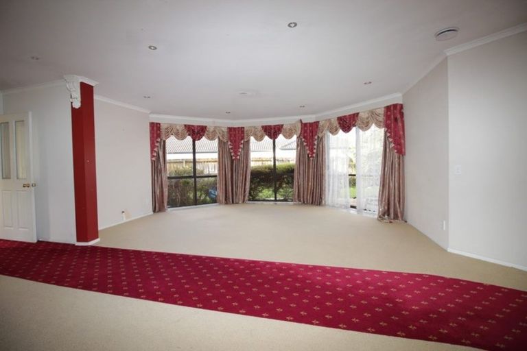 Photo of property in 1 Beragh Place, East Tamaki, Auckland, 2016