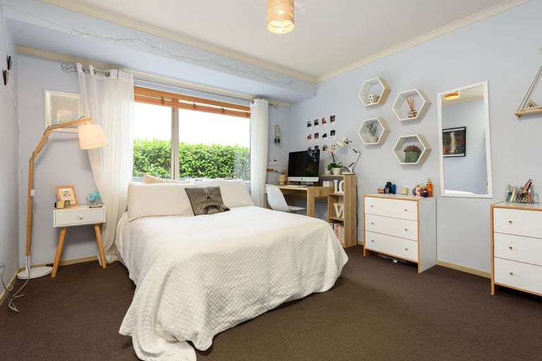 Photo of property in 21 Roger Guy Place, Welcome Bay, Tauranga, 3175