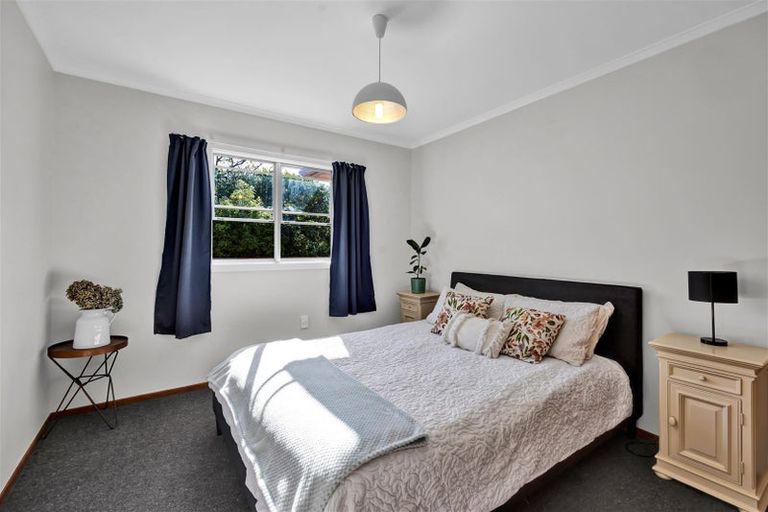 Photo of property in 7a Penrith Street, Westown, New Plymouth, 4310