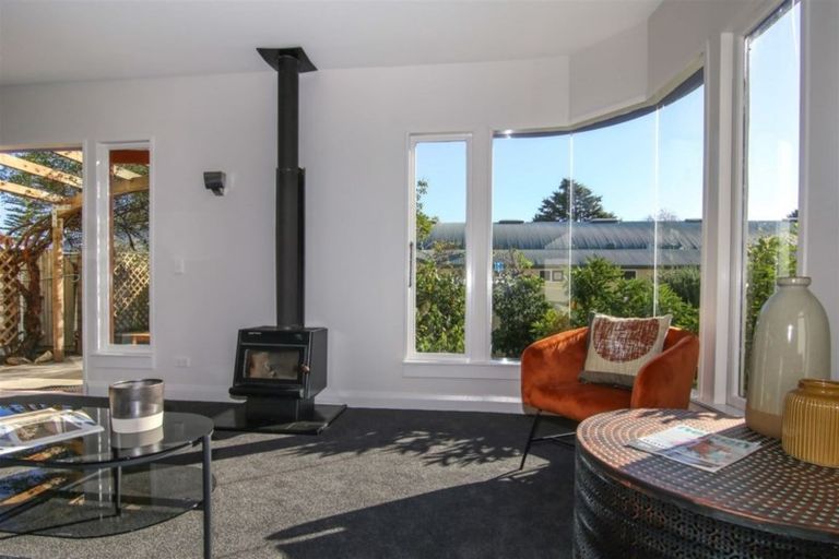 Photo of property in 27 Riverside, Nelson, 7010