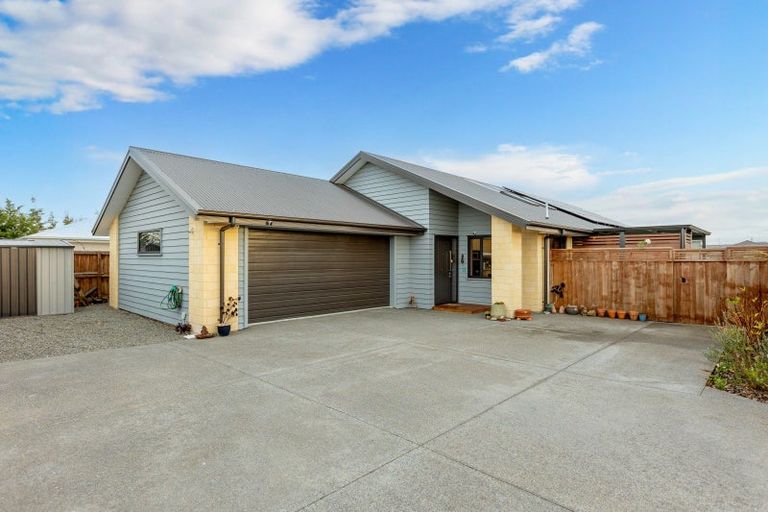 Photo of property in 11 Claremont Crescent, Amberley, 7410