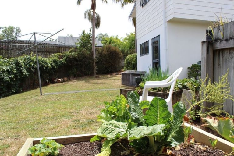 Photo of property in 16 Ridgeway Drive, Te Kamo, Whangarei, 0112