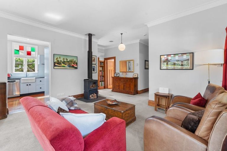 Photo of property in 9a Daniel Street, Martinborough, 5711