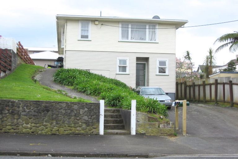 Photo of property in 108 Young Street, New Plymouth, 4310