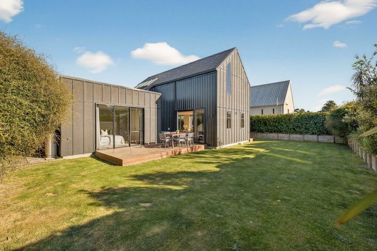 Photo of property in 26 Park Terrace, Waikuku Beach, 7473