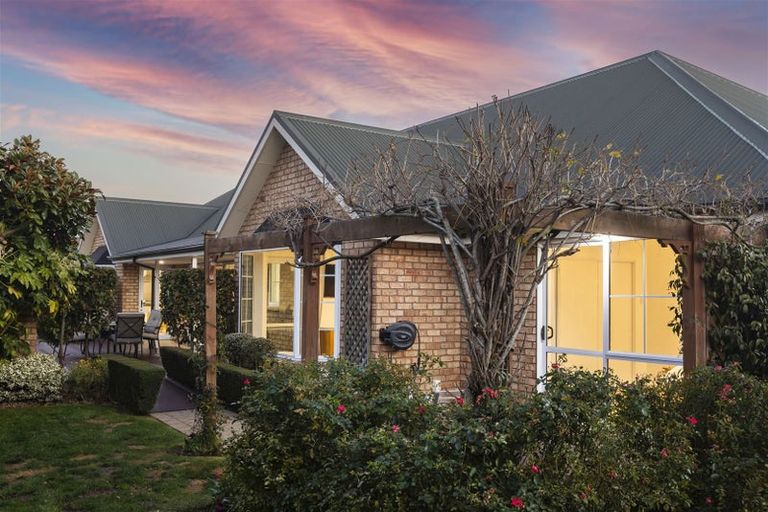 Photo of property in 70 Northwood Boulevard, Northwood, Christchurch, 8051