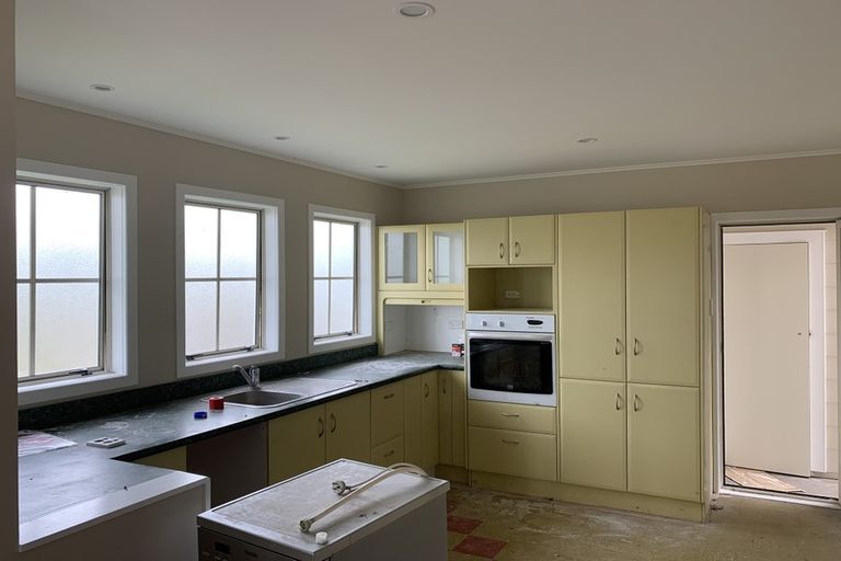 Photo of property in 26 West Coast Road, Te Kopuru, 0371