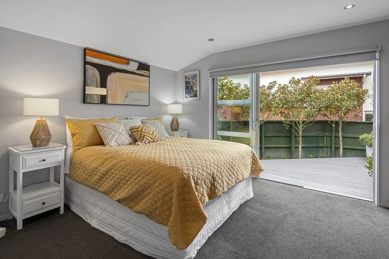 Photo of property in 297 Eastern Terrace, Sydenham, Christchurch, 8023