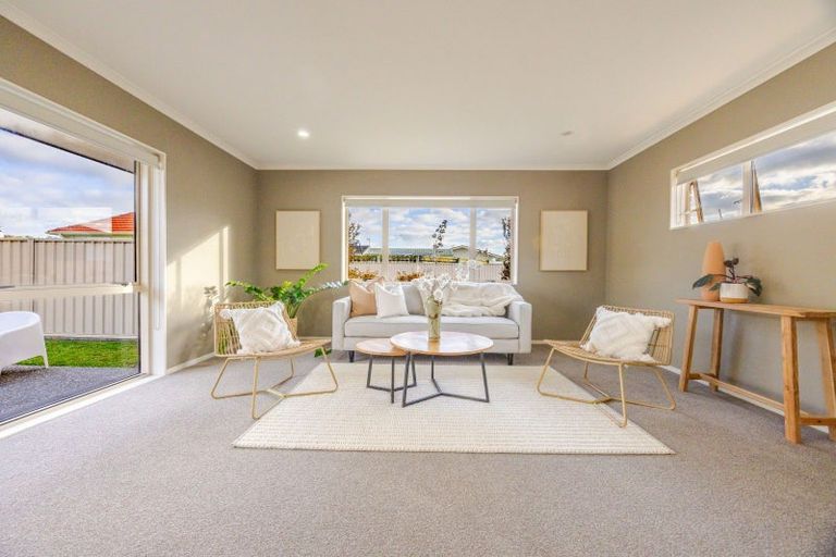 Photo of property in 7a Avondale Road, Taradale, Napier, 4112