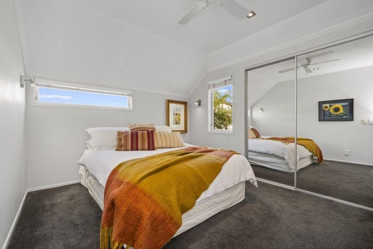 Photo of property in 24 Fifth Avenue, Tauranga, 3110