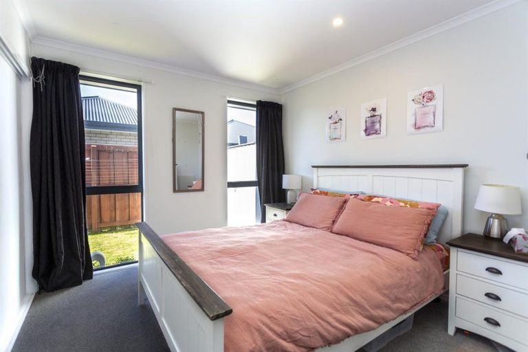 Photo of property in 5 Eric Melrose Lane, Halswell, Christchurch, 8025