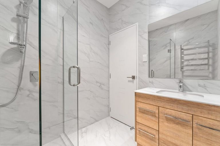 Photo of property in 14 Taukahiwi Road, Pukekohe, 2120