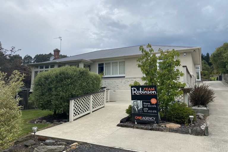 Photo of property in 160 Gladstone Road North, Mosgiel, 9024