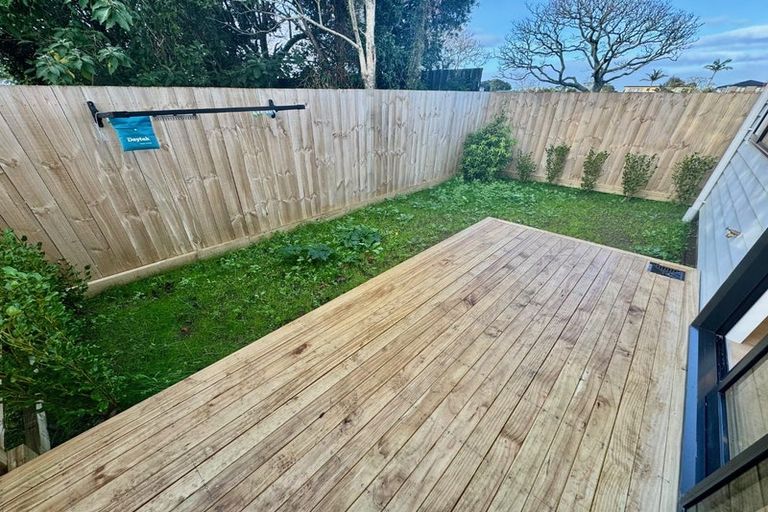 Photo of property in 7/15 Oakland Avenue, Papatoetoe, Auckland, 2025