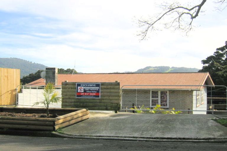 Photo of property in 6 Ascot Avenue, Te Kamo, Whangarei, 0112