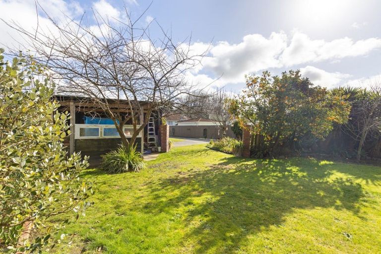Photo of property in 15 Bull Street, Bulls, 4818