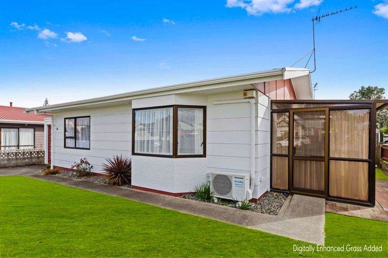 Photo of property in 22 Tawa Street, Gonville, Whanganui, 4501