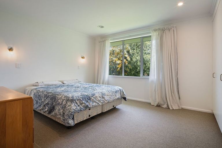 Photo of property in 17 Glenrowan Avenue, Avondale, Christchurch, 8061