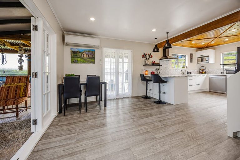 Photo of property in 613 Paparata Road, Bombay, 2675