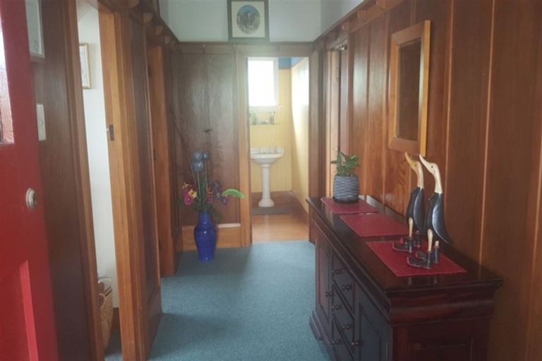 Photo of property in 14 Herbert Street, Waimate, 7924