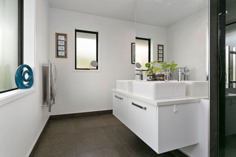 Photo of property in 28 Riverside Lane, Karapiro, Cambridge, 3494