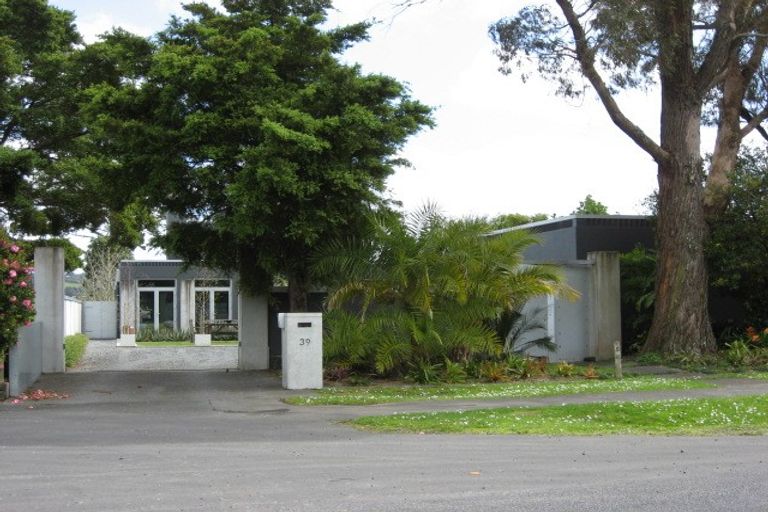 Photo of property in 39 Waimarie Road, Whenuapai, Auckland, 0618