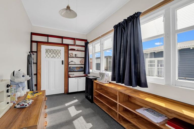 Photo of property in 27 Moore Avenue, Tawhero, Whanganui, 4501