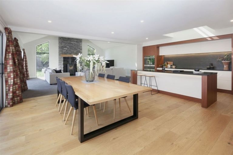 Photo of property in 117 Glandovey Road, Strowan, Christchurch, 8052