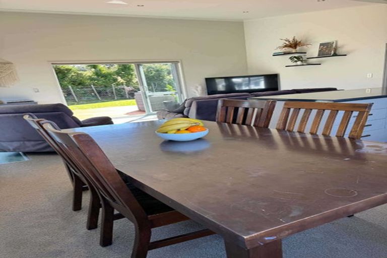 Photo of property in 15 Wharuka Glade, Mangawhai, 0505