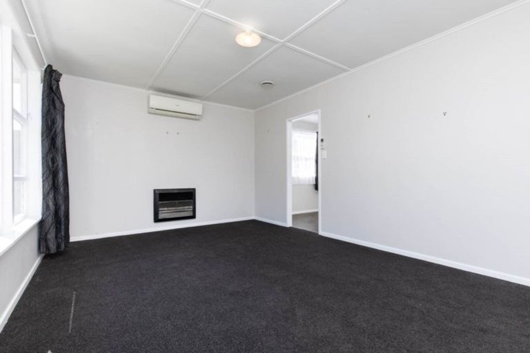 Photo of property in 18 Constable Road, Waiuku, 2123