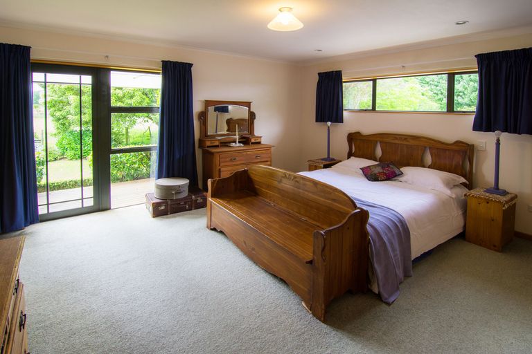 Photo of property in 94 Kahikatea Road, Te Ore Ore, Masterton, 5886