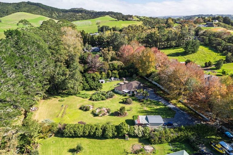 Photo of property in 725c Puketona Road, Haruru, 0204