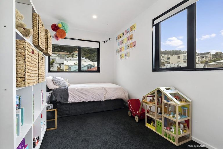 Photo of property in 1 Port Street, Mount Victoria, Wellington, 6011