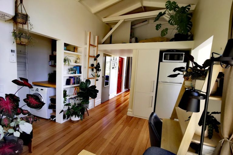 Photo of property in 77 Durham Street, Brooklyn, Wellington, 6021