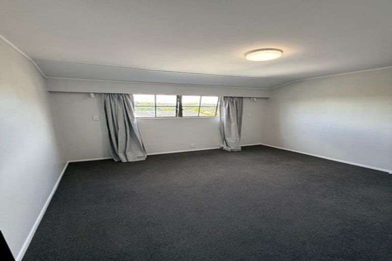 Photo of property in 8a Mallard Grove, Churton Park, Wellington, 6037