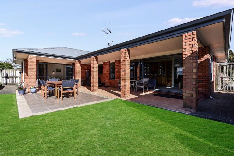 Photo of property in 10 Guildford Place, Rototuna North, Hamilton, 3210