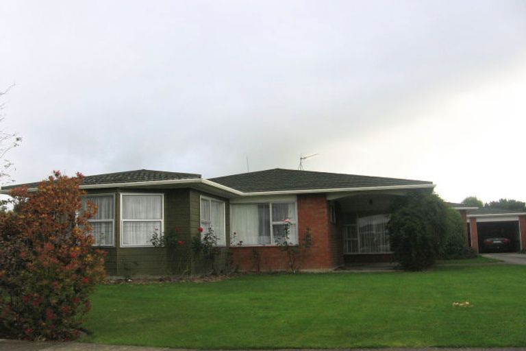 Photo of property in 36 Pencarrow Street, Highbury, Palmerston North, 4412