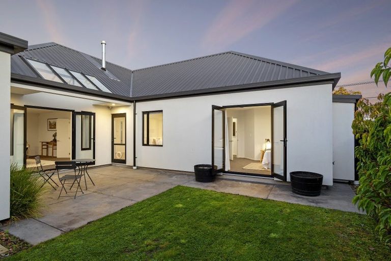 Photo of property in 1 Allard Street, Edgeware, Christchurch, 8013