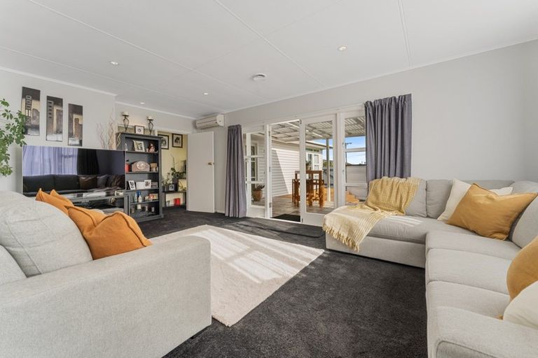 Photo of property in 10b Tate Road, Brixton, Waitara, 4382