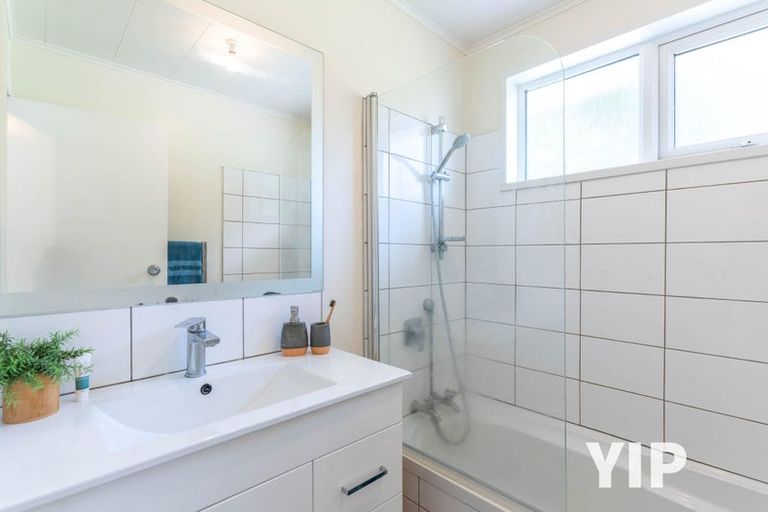 Photo of property in 401b Cambridge Terrace, Naenae, Lower Hutt, 5011