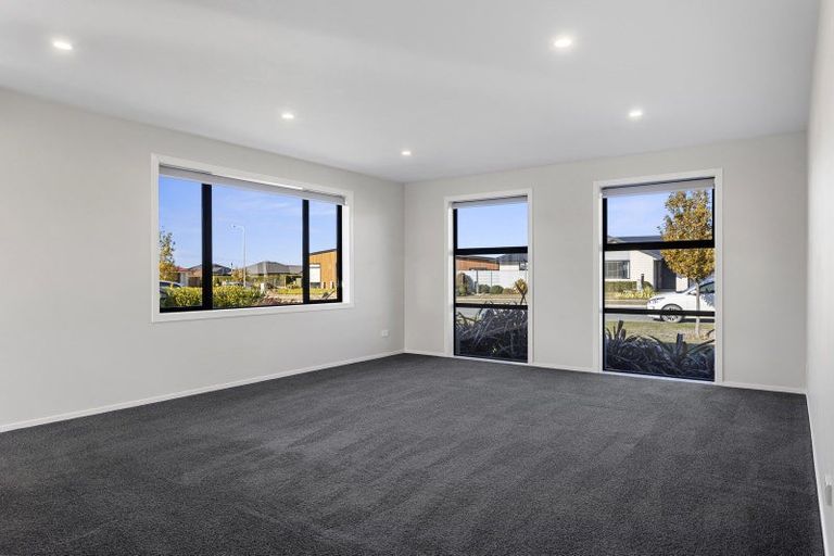 Photo of property in 15 Johnson Avenue, Amberley, 7410